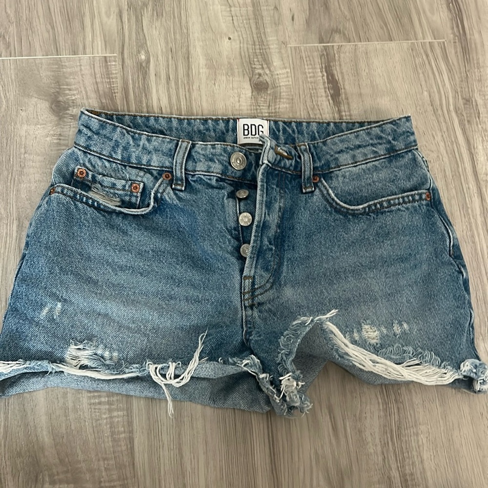 BDG URBAN OUTFITTERS JEANS SHORTS